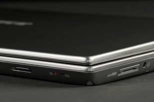 Acer Aspire M5 Touch Review front power