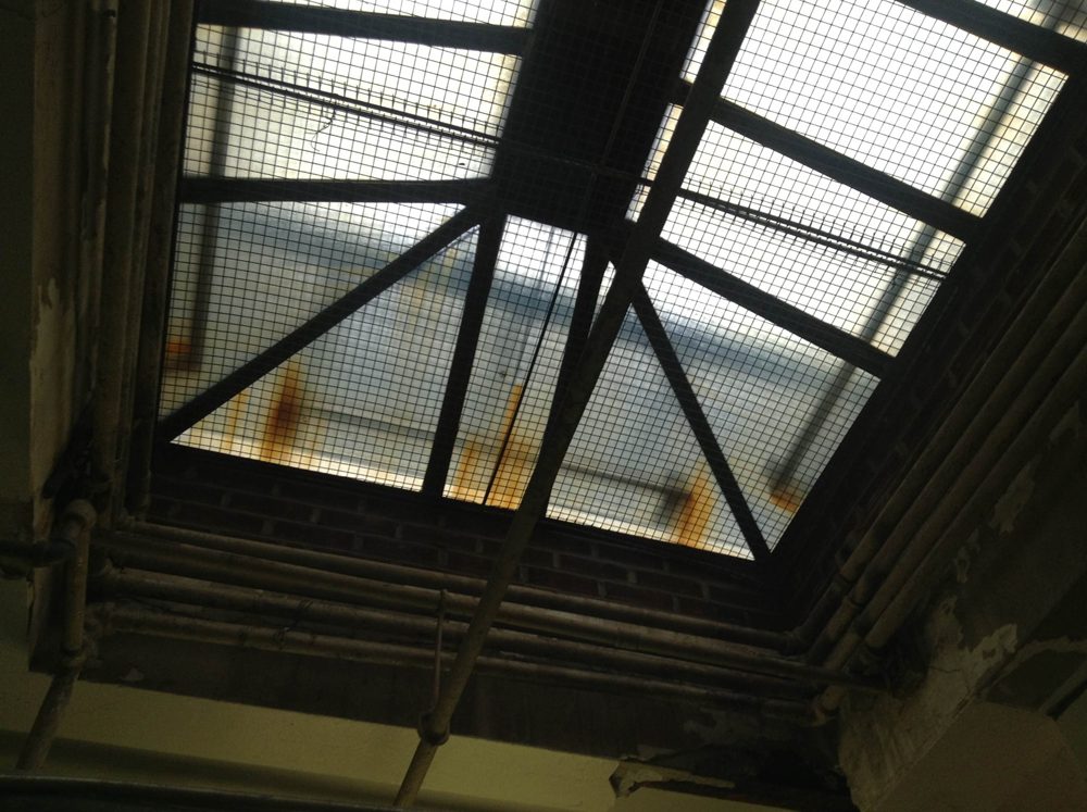 Apple iPad Mini review camera sample ceiling iOS tablet