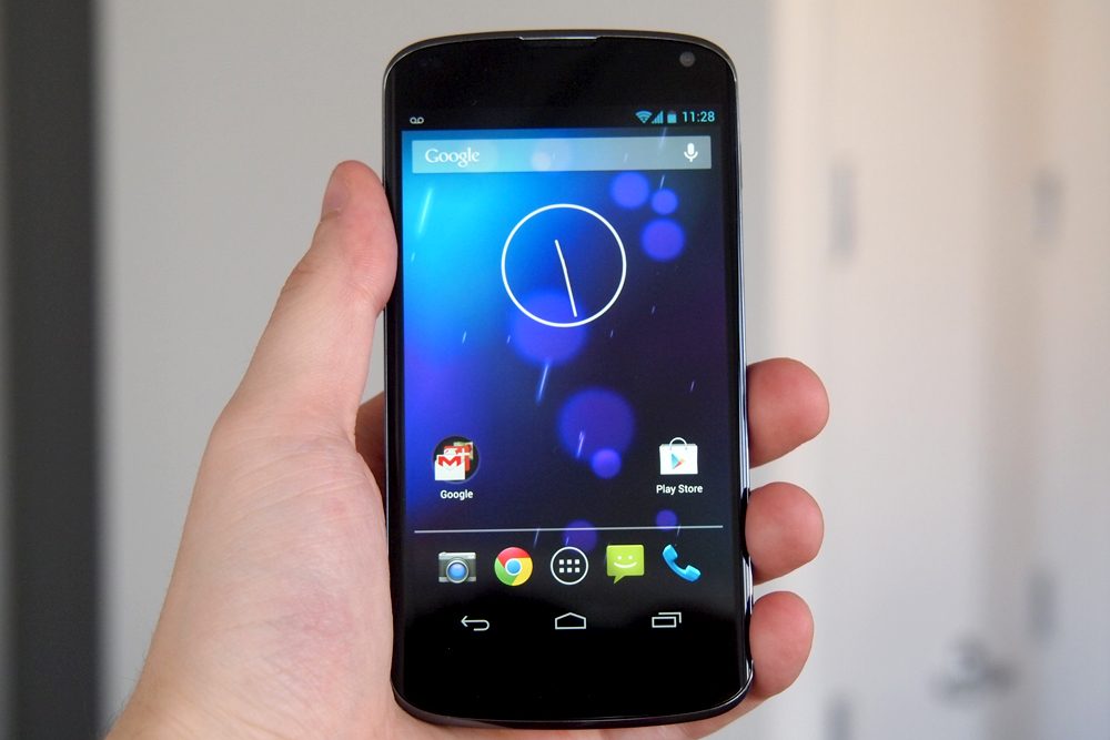 Google Nexus 4 Review front android phone
