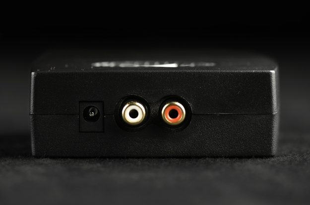 MartinLogan Dynamo 1000 wireless transmitter front review
