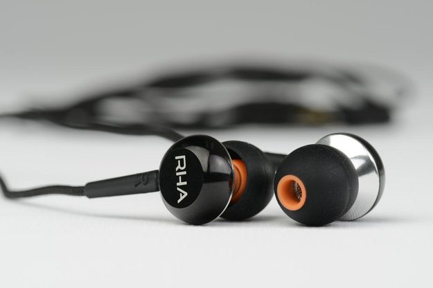 RHA MA450i Review headphones front rear enclosure