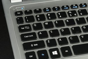 Acer Aspire V5 Touch Review keyboard