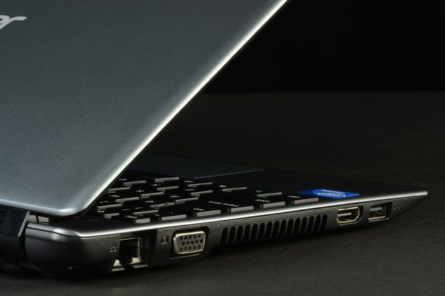 Acer C7 Chromebook Review right ports google chrome laptop