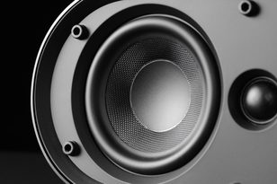 Aperion Audio Aris Wireless Speaker Review front driver