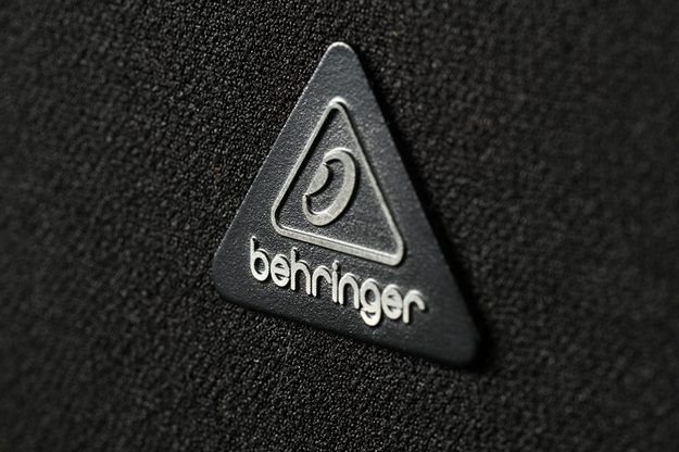 Behringer iNuke BOOM Junior ipod dock logo