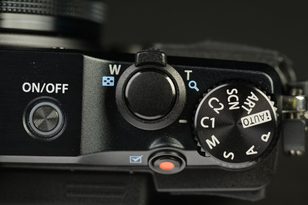 Olympus Stylus XZ 2 iHS Review digital camera top dials