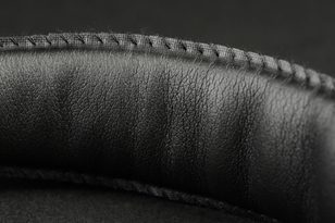 RHA SA950i Headphones review headband padding