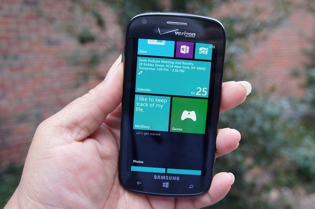 Samsung ATIV Odyssey Review front home screen