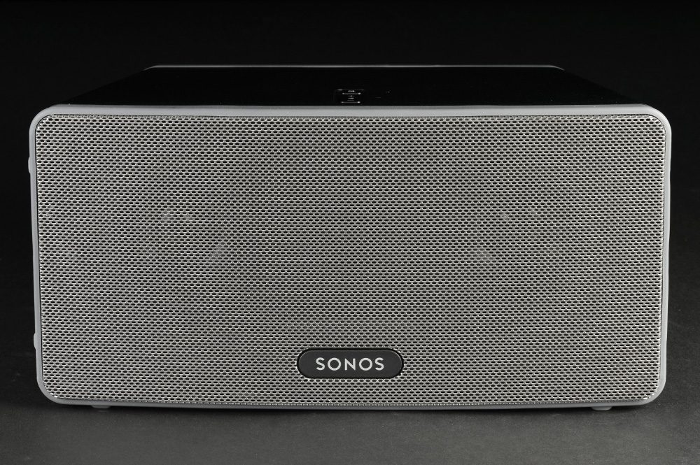 Sonos Play3 wireless speaker review front home theater
