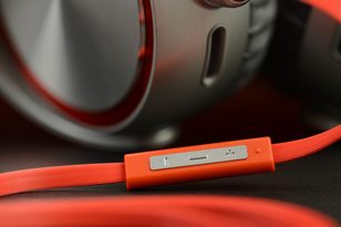 Sony X Review MDR X10 Headphones remote