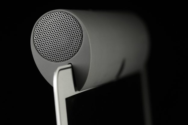zooka wireless speaker review side macbook lid
