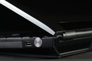 samsung series 7 gaming laptop review right hinge
