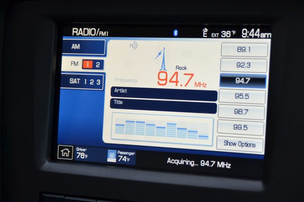 2013 Ford Mustang GT review radio