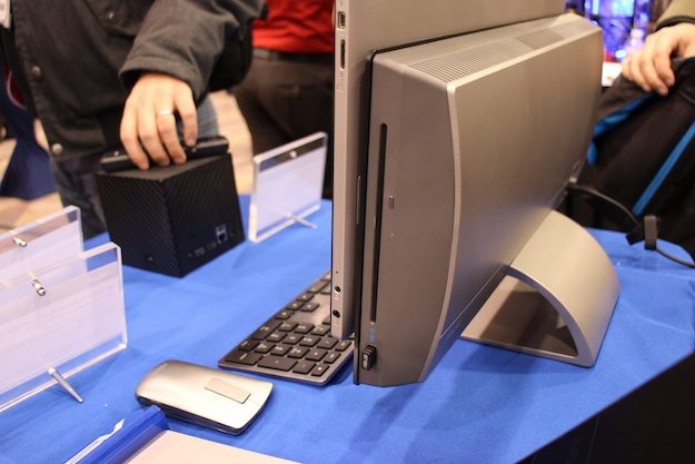 hands on asus transformer aio windows desktopandroid hybrid back