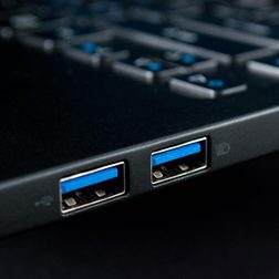 Acer TravelMate P6 USB ports macro