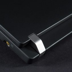 Acer TravelMate P6 hinge closed macro