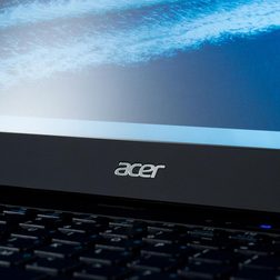 Acer TravelMate P6 logo 4