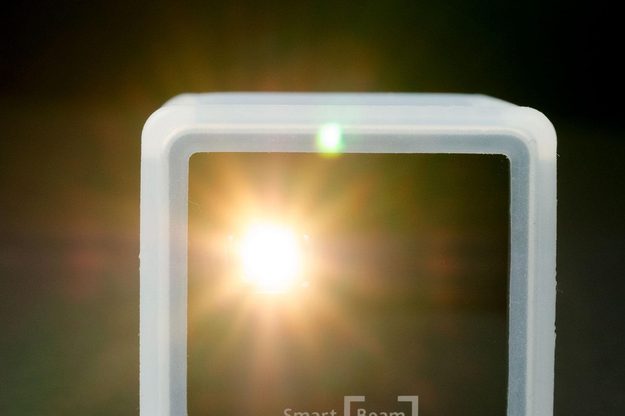 Innoio Cube Pico Projector front projecting
