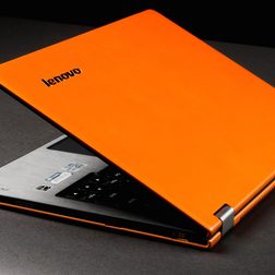 Lenovo Yoga review back angle