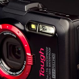 Olympus TG2 tough Camera flash angle