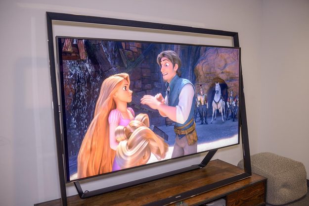 Samsung UN85S9 85 Inch 4K Ultra HD front angle