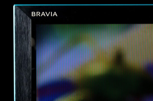 Sony KDL 55W802A review top screen corner