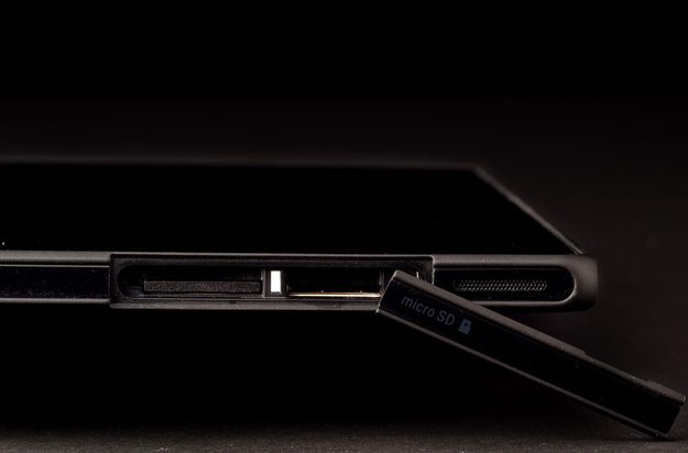 Sony-Xperia-Tablet-Z-review-microSD-slot