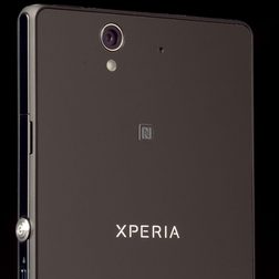 Sony Xperia Z review back left angle