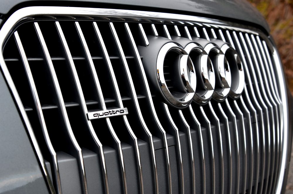 review audi 2013 allroad needs someroad to thrive but wins style points at the mountain grill angle