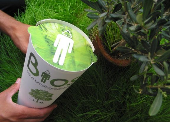 Go-Green-in-Death-with-the-Bio-Urn-2