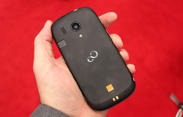 Fujitsu Stylistic S01 phone back