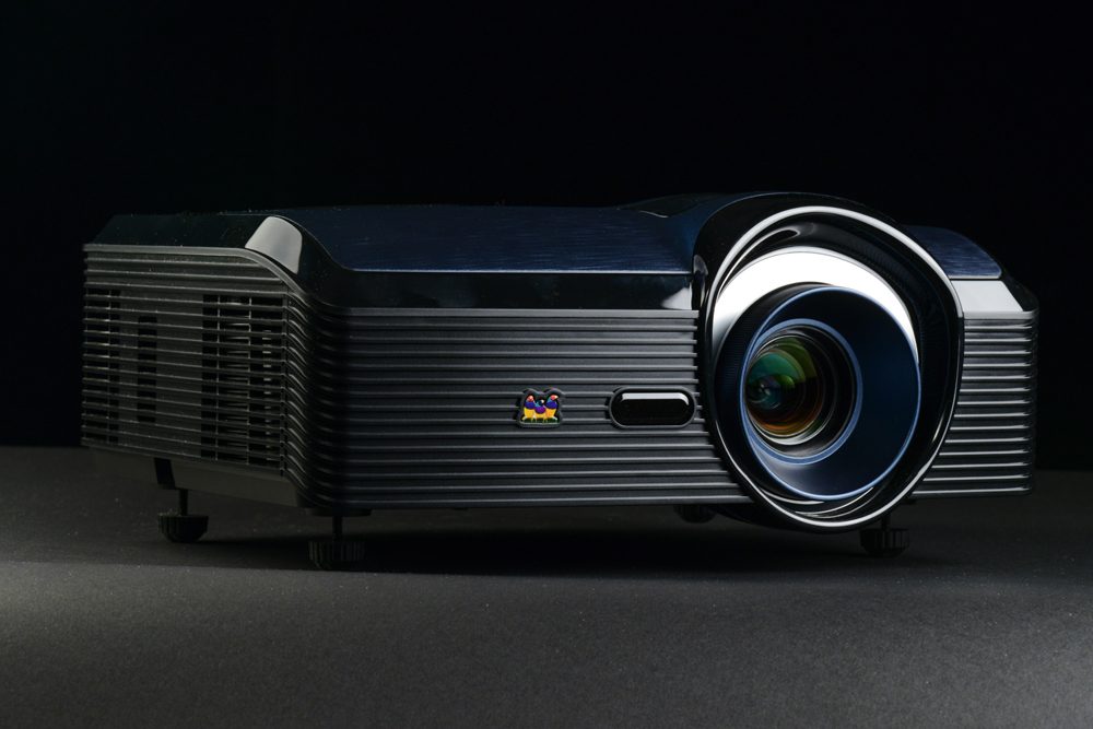 Viewsonic-Pro9000-review-front-angle