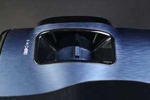 Viewsonic-Pro9000-review-lens-top