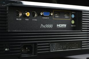 Viewsonic-Pro9000-review-video-ports