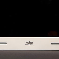 kobo arc 7 inch 1280 by 800 pixel resolution ips lcd display