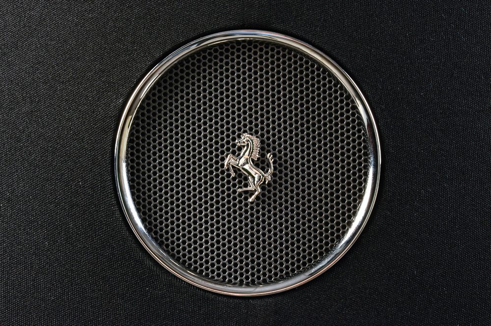 logic3 ferrari cavallino gt1 review-speaker-front