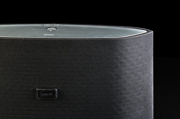 logic3 ferrari cavallino gt1 review-speaker-full-front-off-center