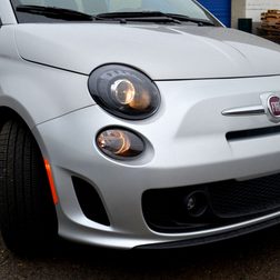 2013 fiat 500 front end macro