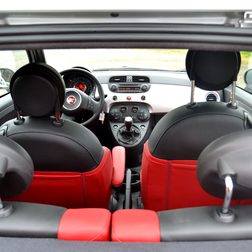 2013 fiat 500 interior