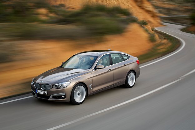 2014 BMW 3 Series GT overhead motion view