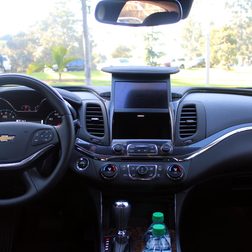 2014 chevrolet impala red climate control audio navigation screen MyLink integrated Valet Mode
