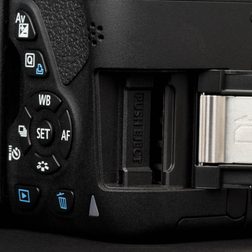 Canon Rebel EOS T5i SD card