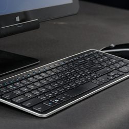 Dell XPS 18 Portable All_in_One Desktop Wireless Keyboard and Mouse macro