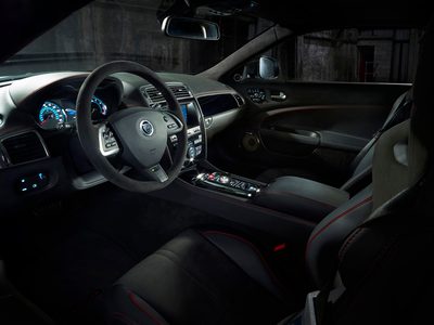Jaguar_XKR-S_GT_12