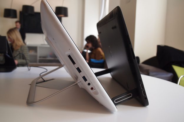 Sony VAIO TAP 20 vs Dell XPS 18