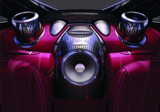 Pagani Huayra sound system