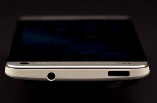 htc one top