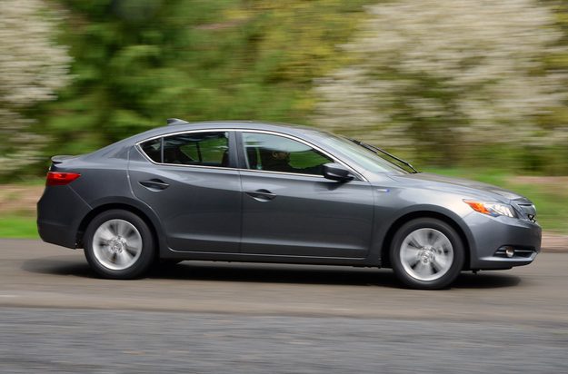 2013 acura ilx hybrid exterior right motion