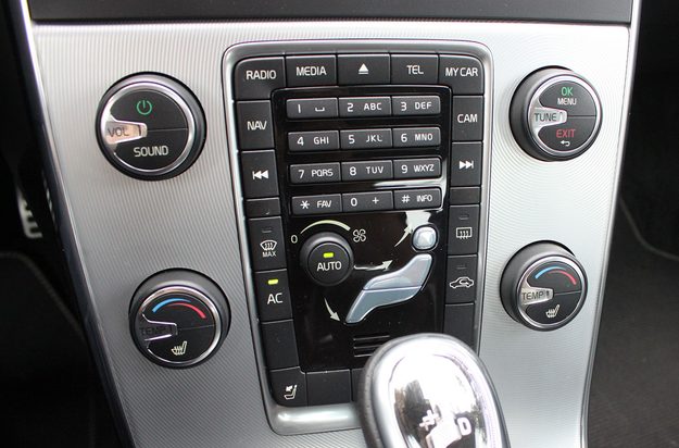 2013 volvo s60 t6 r design tech climate control and tech console