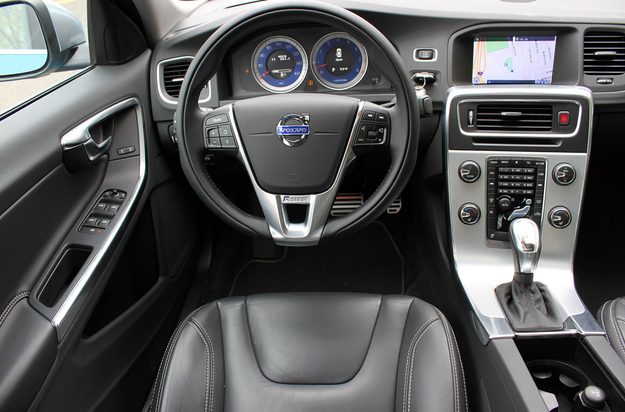 2013 volvo s60 t6 r design tech driver side